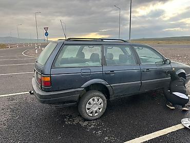 ремень безопастности: Volkswagen Passat: 1988 г., Бензин, Универсал — 3