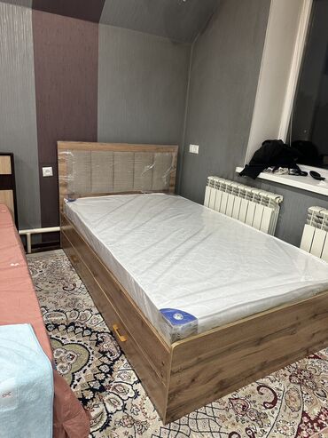 Полутороспальные кровати: Кровать полуторка Ширина 1.20см Длина 2м Цена с матрасом 16500 сом — 3