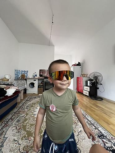 линз: Спортивные очки с панорамной зеркальной линзой - Тип — 4