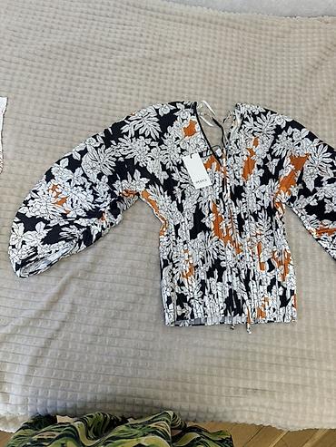 Женская одежда: Brend: Ipekyol 
Qadın bluz/kimono tərzində yüngül üst geyim
Təzə — 2