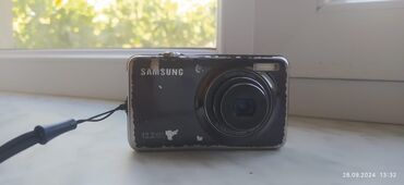 samsung gt: Fotoaparat Samsung 12.2mgp zaryatkanı yaxşı saxlayır. usb, adaptır