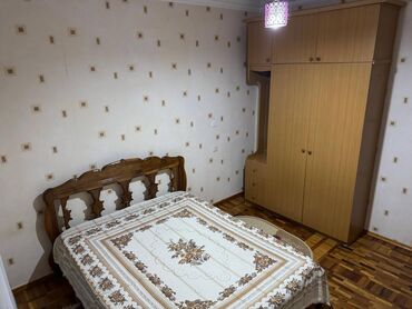 Uzunmüddətli kirayə mənzillər: Xalqlar dostluğu metrosuna 5 deq məsafədə yerləşir. 9 mərtəbəli — 19