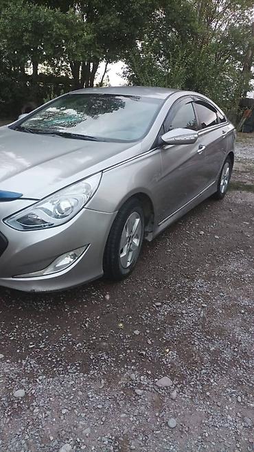 Hyundai Sonata: 2012 г., 2 л, Автомат, Бензин, Седан