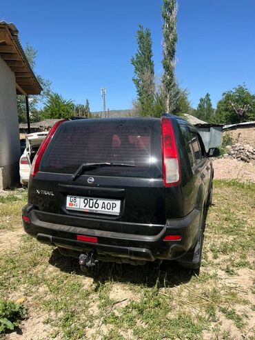 Nissan: Nissan X-Trail: 2002 г., 2 л, Механика, Бензин, Кроссовер