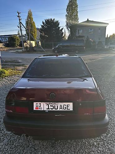Volkswagen: Volkswagen Vento: 1993 г., 1.8 л, Седан — 4