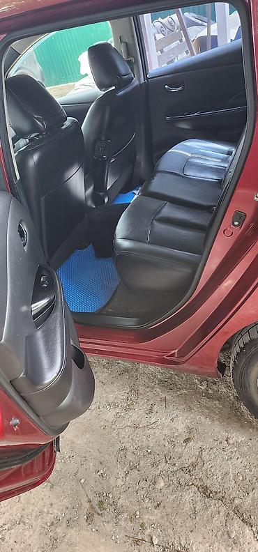 ray kia: Nissan Leaf: 2013 г., Автомат, Электромобиль — 4