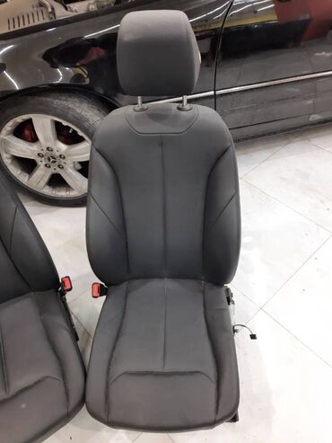 işlənmiş oturacaqlar: Qabaq, BMW F30, İşlənmiş