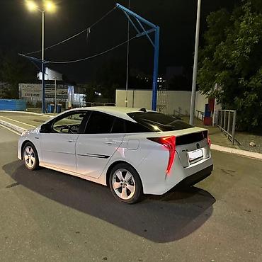 Toyota: Toyota Prius: 2016 г., Вариатор, Гибрид — 8