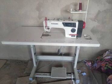 чешскую швейную машинку: Швейная машина Полуавтомат