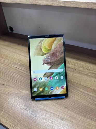 Планшеты: Планшет, Samsung, память 32 ГБ, 8" - 9", 4G (LTE), Б/у, Классический цвет - Серебристый