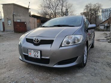 Toyota: Toyota Auris: 2008 г., 2 л, Механика, Дизель, Хэтчбэк — 4