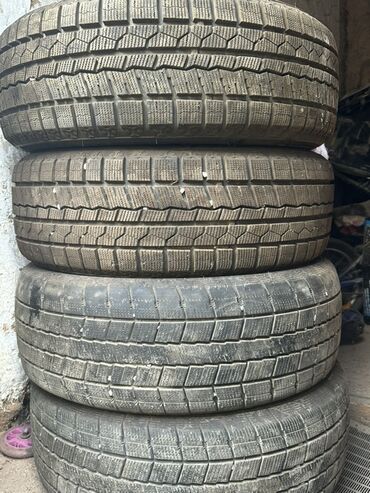 шина 16 ош: Комплект зимних шин (4 шт.) - Размер: 205/60 R16 в отличном