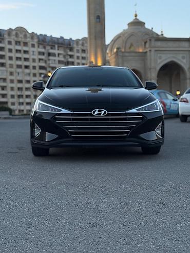 Hyundai: Hyundai Elantra: 2 l | 2019 il Sedan — 2