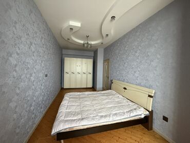 Uzunmüddətli kirayə mənzillər: 17-17
Ailəyə verilir
Şəxsi evimdir — 11