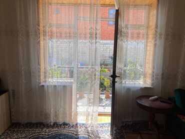 Həyət evləri və villaların satışı: 4 otaqlı, 102 kv. m, Kredit yoxdur, Orta təmir — 25