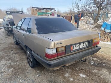 Audi: Audi 100: 1988 г., 2.2 л, Механика, Бензин, Седан