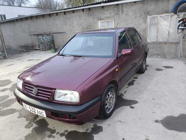 volkswagen lupo: Volkswagen Vento: 1993 г., 1.8 л, Механика, Бензин, Седан