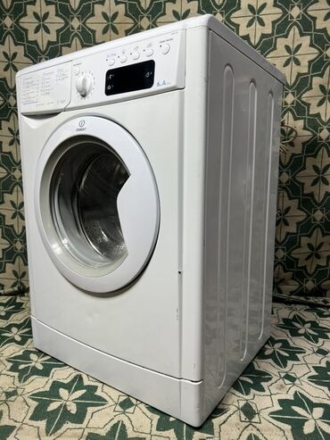 Стиральные машины: Стиральная машина Indesit, Автомат, До 6 кг