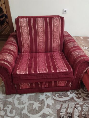 мебель уголок: Продаю раскладное кресло -диван от Лины. в хорошем состоянии. угол