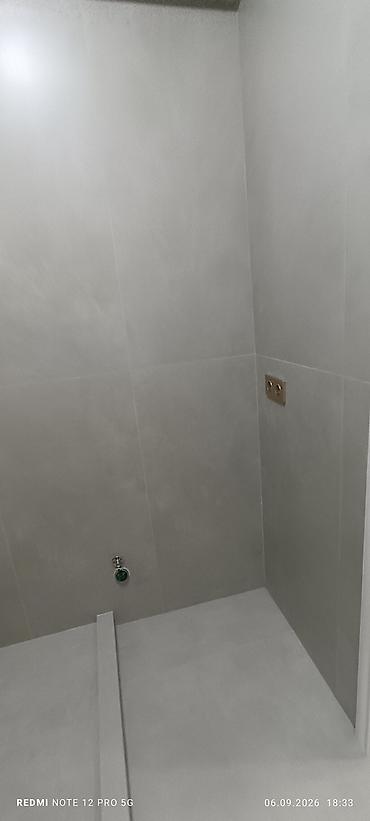 комната с подслением: 45 м², Без мебели — 10