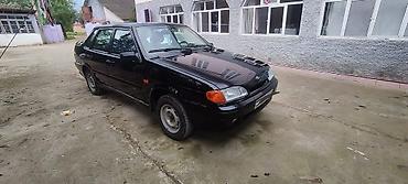 VAZ (LADA): Lada Samara – qara rəngli hetçbek Xüsusiyyətlər: - Kuzov: 5 qapılı — 5