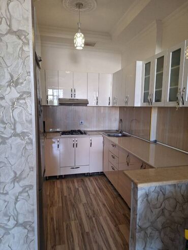 Uzunmüddətli kirayə mənzillər: Nərimanov rayonu Təbriz küçəsində 14 mərtəbəli binanın 5-ci — 8