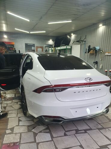 СТО, ремонт транспорта: Тюнинга студия AUTOTONER Тонировка авто стёкол Тонировка лобовое — 15