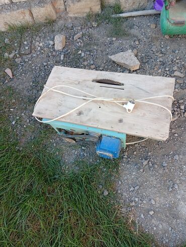 durujba matoru: Ariginal Rasiyanin az islenibElektrikli stol üstü ağac kəsmə dəzgahı lalafo.az -da durujba matoru: Ariginal Rasiyanin az islenibElektrikli stol üstü ağac kəsmə dəzgahı