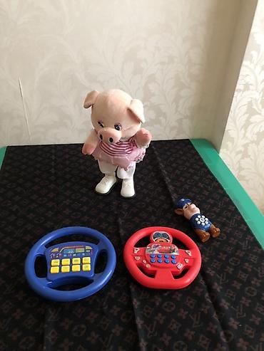 Oyuncaqlar: Musiqlil Uşaq oyuncaqları dəsti Tərkib: - Yumşaq plyuş donuz balası — 1