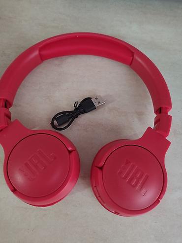 Qulaqcıqlar: JBL Tune seriyası simsiz qulaqlıqlar Model: JBL Tune 510BT və Tune — 6