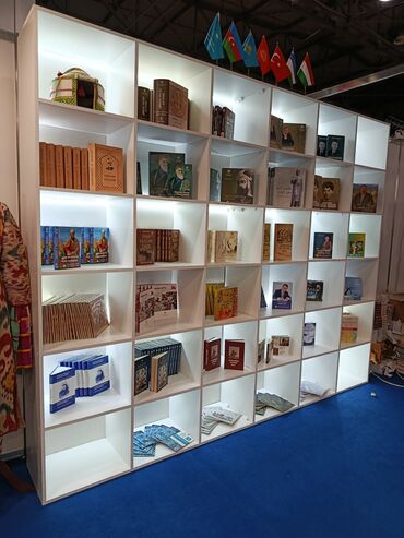 Rəflər: Kitab rəfi, Düz — 6