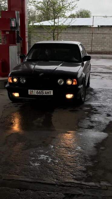 степ сатам: BMW 520: 1991 г., 2 л, Механика, Бензин