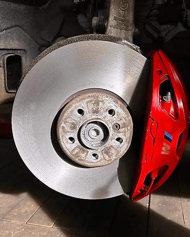 СТО, ремонт транспорта: Сто У нас вы можете полностью обслужить ваш автомобиль Мы — 3