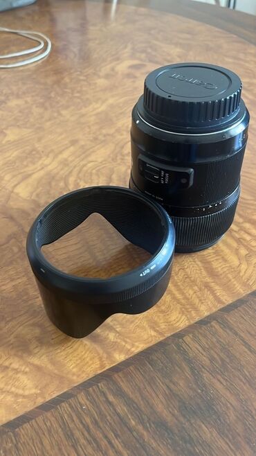bio filtr: Canon EF 35mm makro obyektiv, 2.5 kompakt dizayna malikdir. Bu