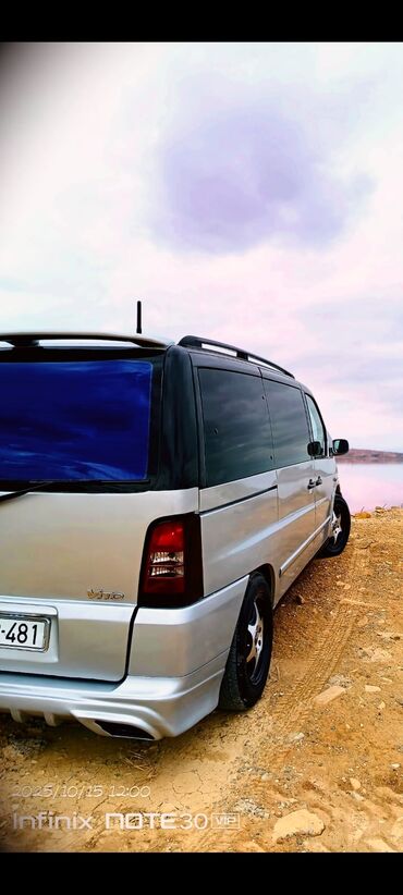 Mercedes-Benz: Mercedes-Benz Vito: 2.2 l | 2001 il Van/Minivan — 10