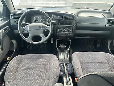 трицкыл электро: Volkswagen Vento: 1993 г., 1.8 л, Автомат, Бензин, Седан — 7