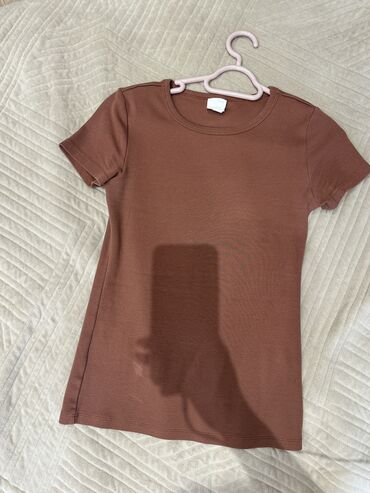 Köynək və bluzalar: Hamisi cox az geyinilib. Qiymetde deyisir. Razilasma yolu ile. Beden -da lalafo.az — 6 Köynək və bluzalar: Hamisi cox az geyinilib. Qiymetde deyisir. Razilasma yolu ile. Beden — 6