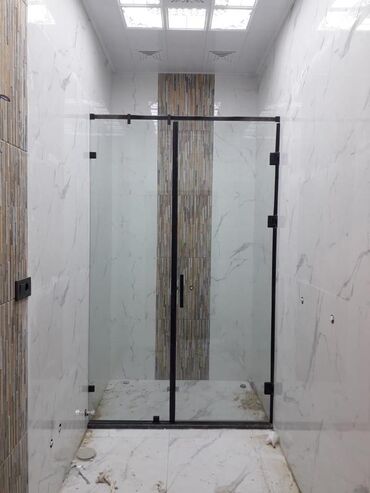 Duş kabinaları, arakəsmələr: Kvadratı 75 azndən başlayaraq istənilən ölçü və dizaynda duskabinlərin — 18