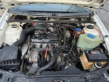Volkswagen: Volkswagen Passat Variant: 1989 г., Универсал — 17