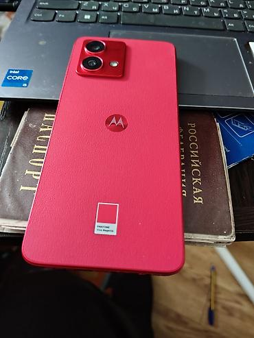 Мобильные телефоны и аксессуары: Motorola Moto G82, Новый, 256 ГБ, цвет - Розовый, 2 SIM — 5