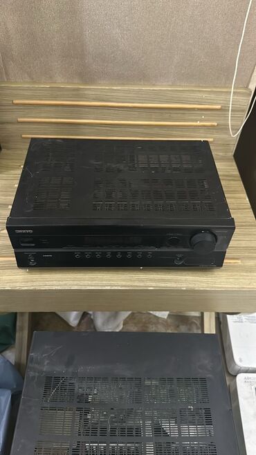 Lampalar: Projektor lampaları və AV receiver Təsvir: - Şəkillərdə müxtəlif — 4