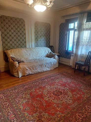 Mənzil kirayələyirəm: Yeni Gencede 4 otaqli ev kiraye verilir 3 mertebe istilik kombi ancaq — 6