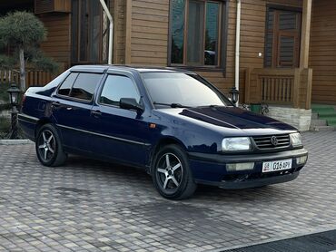 продаю авто: Volkswagen Vento: 1994 г., 1.8 л, Механика, Бензин, Седан