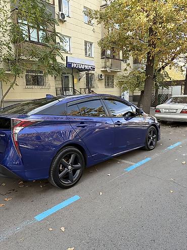 prius 11: Toyota Prius: 2017 г., Гибрид, Хэтчбэк — 9