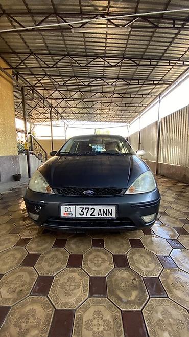 Ford Focus: 2004 г., 1.6 л, Механика, Бензин, Хэтчбэк