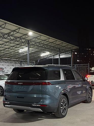 авто рассрочку по следующим выкупом: Kia Carnival: 2022 г., 2 л, Автомат, Дизель, Минивэн — 6