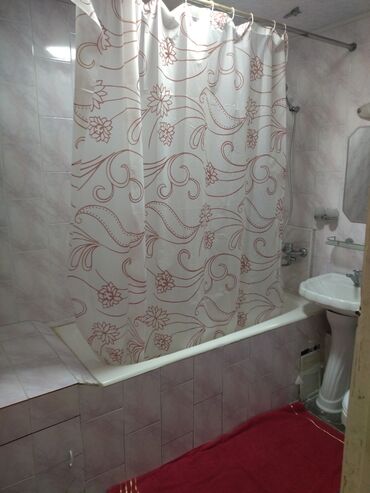 Посуточная аренда квартир: 3 комнаты, Душевая кабина, Кондиционер, Парковка — 16