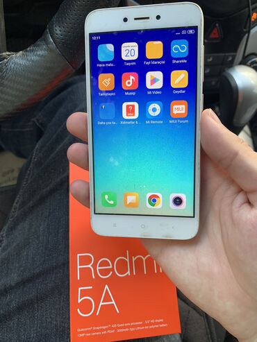 baksel nomrelerinin satisi: Xiaomi Redmi 5A, 16 GB, 
 Sensor, İki sim kartlı, Sənədlərlə