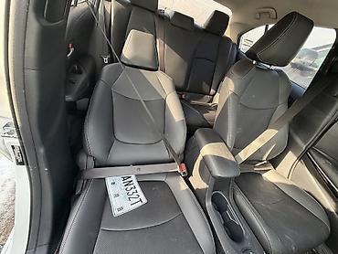 Toyota: Toyota Corolla: 2019 г., 1.8 л, Вариатор, Гибрид, Седан at lalafo.kg — 13 Toyota: Toyota Corolla: 2019 г., 1.8 л, Вариатор, Гибрид, Седан — 13