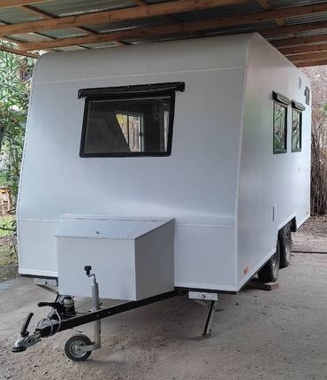 Qoşqular: KARAVAN sifarişlə. Istirahətiniz üçün tam şərait var . 12 volt — 1